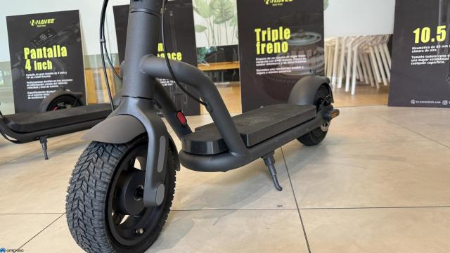 Navee N265i plegado.