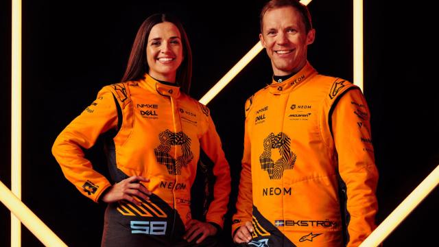 Cristina Gutiérrez junto a su nuevo compañero con el equipo que acaba de firmar para 20