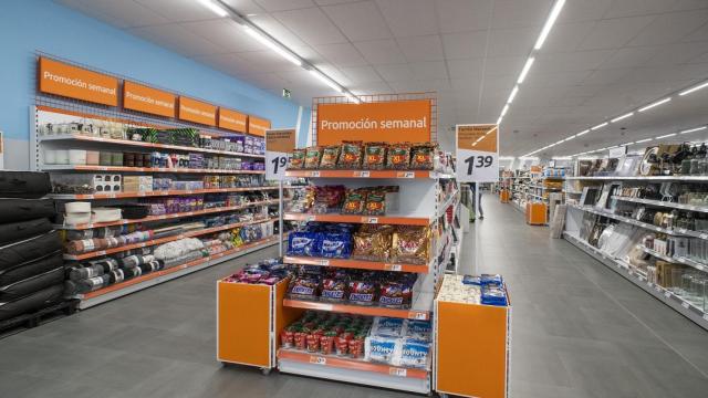 Action inaugura una nueva tienda en Puertollano.