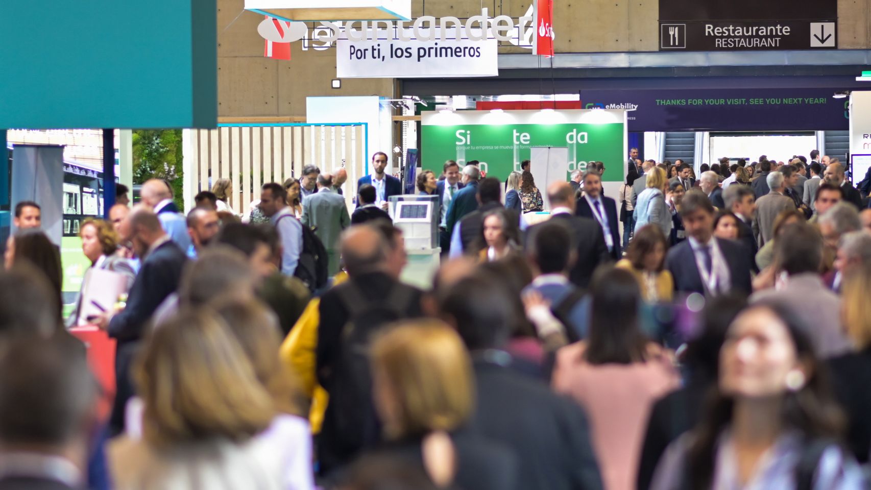 Elevada afluencia de público en eMobility Expo World Congress 2023 en Valencia.