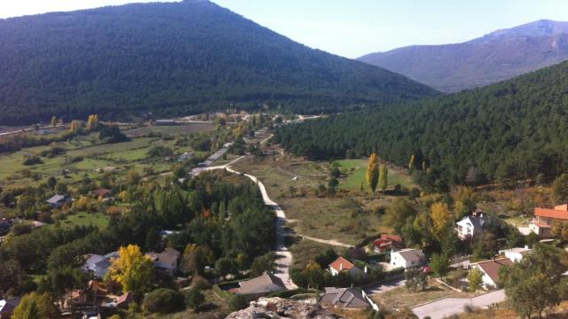 Conoce cuál es el pueblo ideal para una escapada: un paraíso natural y gastronómico en plena Sierra de Madrid