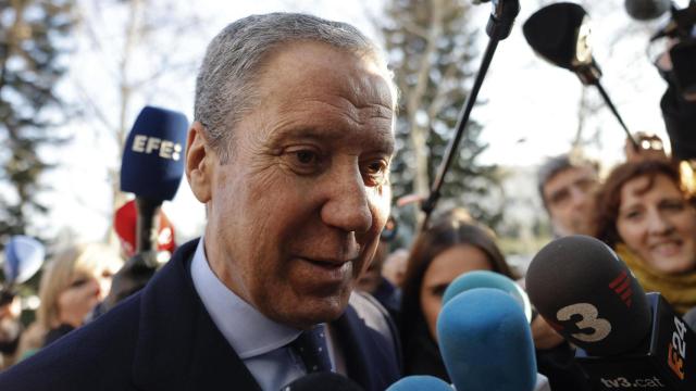 Eduardo Zaplana accede a la Ciudad de la Justicia.