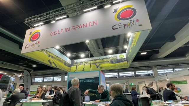 El puesto de la Comunitat en la feria Golfmesse de Zúrich.