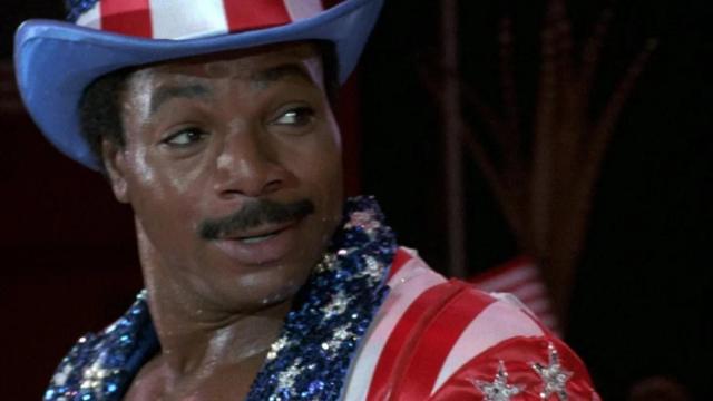 Carl Weathers, interpretando a Apollo Creed