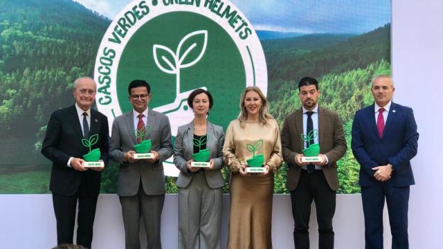 Imagen del acto de presentación del plan de reforestación de Sierra Bermeja.