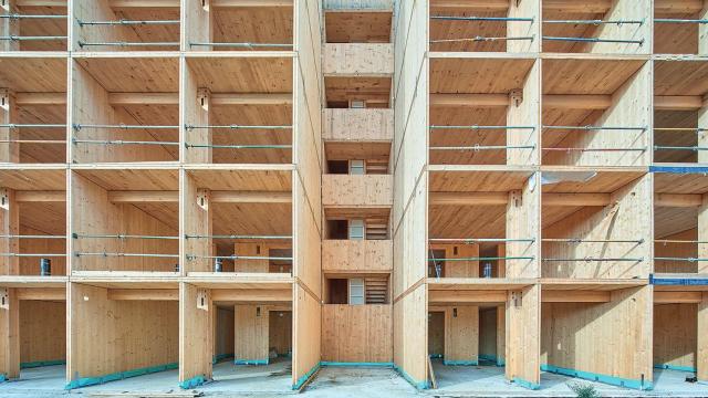 Bloque 6x6 del estudio Bosch-Capdeferro, construido con madera en masa
