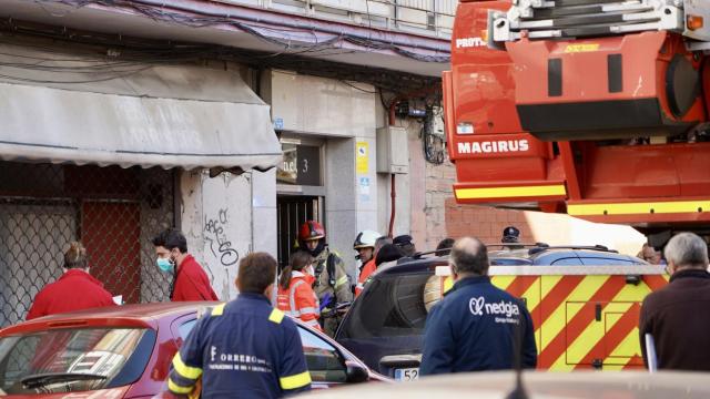 Bomberos de Valladolid y Policía Municipal en una actuación