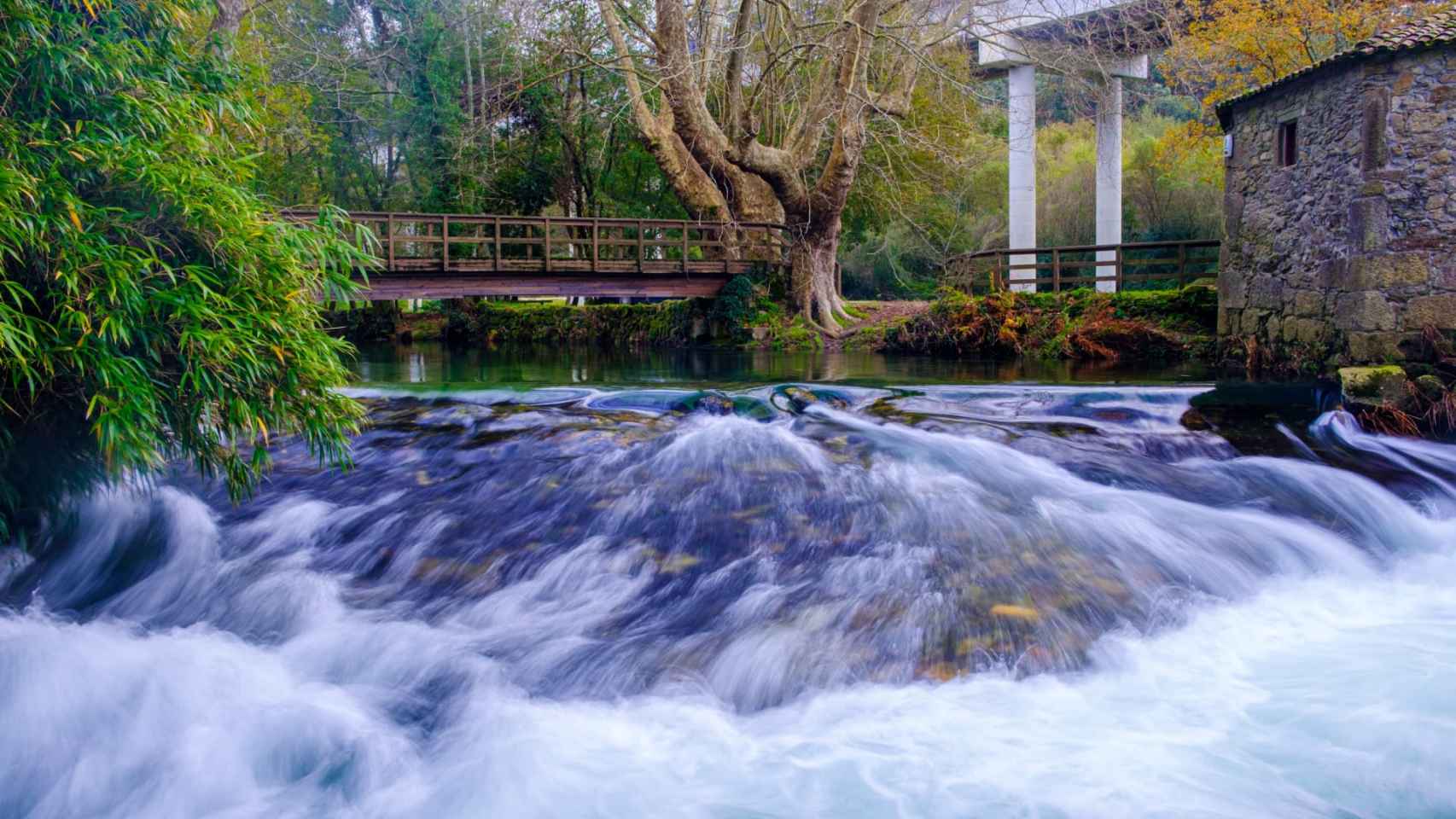 Molino de agua del siglo XIX a orillas del río Tamuxe, en O Rosal (Pontevedra).