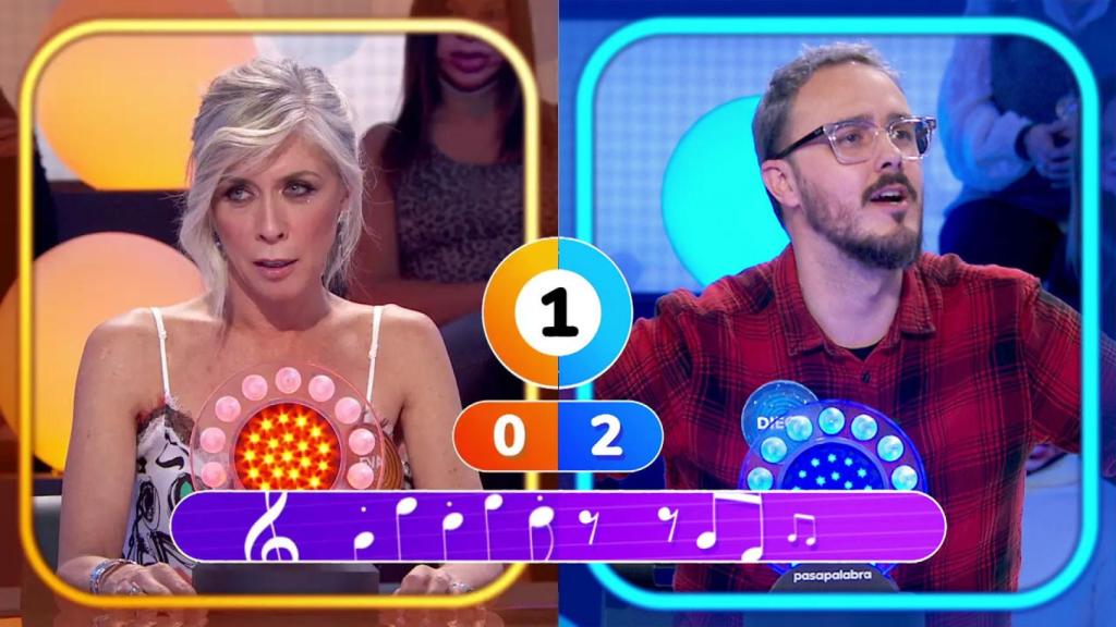 Eva Isanta y Diego Arjona en 'Pasapalabra'.