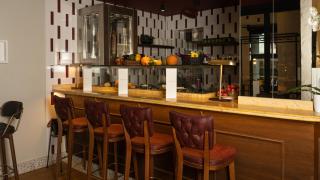 Cuatro (nuevas) barras para disfrutar de Madrid desde el aperitivo hasta la cena