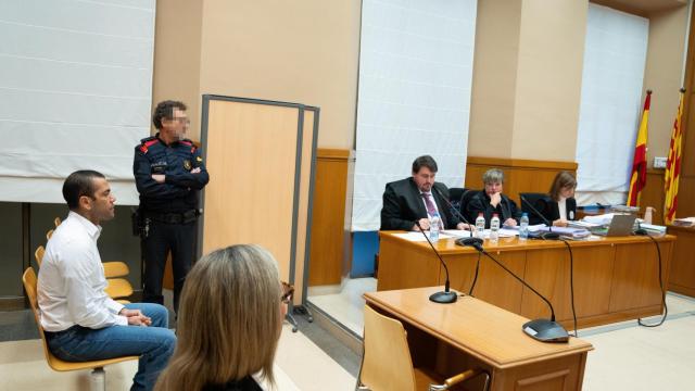 Dani Alves, durante el juicio por agresión sexual en la Audiencia de Barcelona.