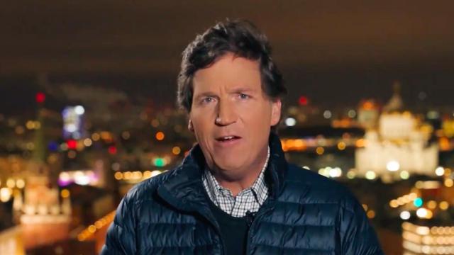 Tucker Carlson en su vídeo desde Moscú en febrero de 2024.