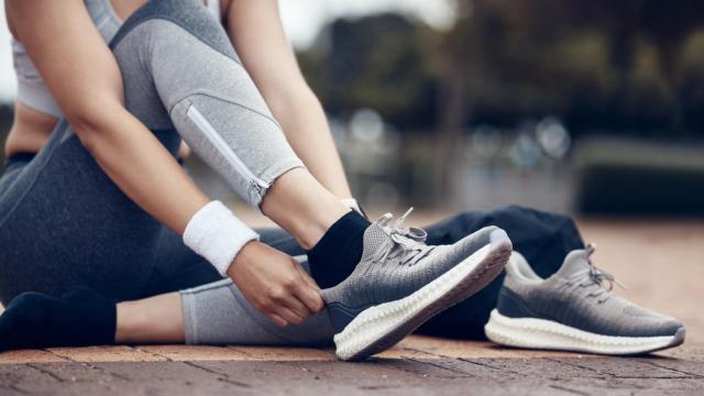 La alternativa a caminar 10.000 pasos al día que quema más calorías y triunfa en España