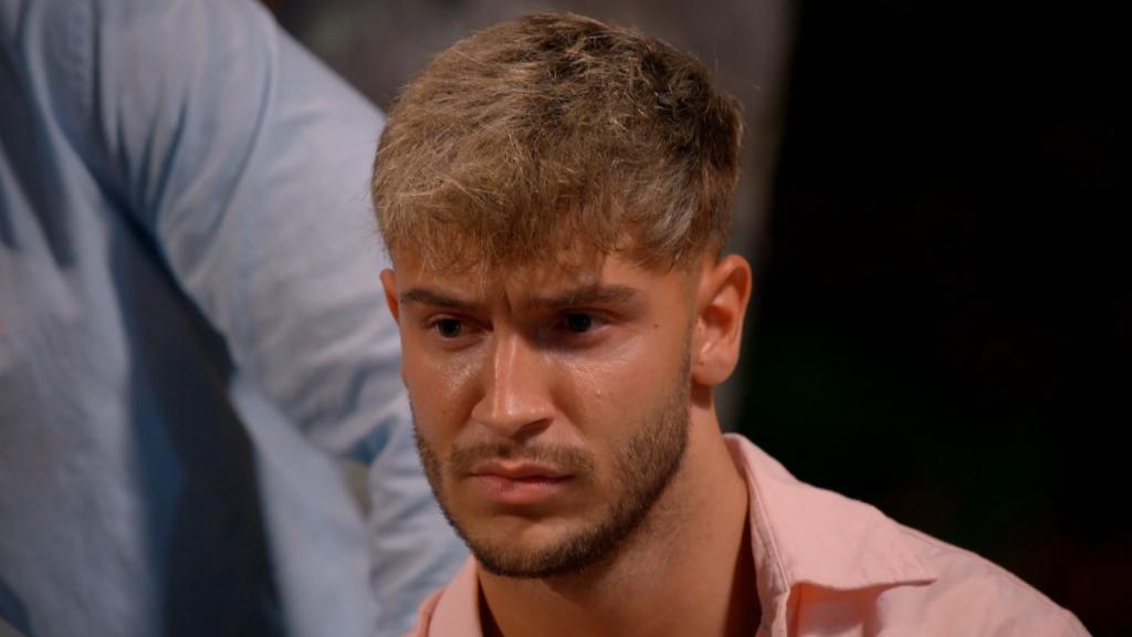 David en la hoguera de 'La isla de las tentaciones'.