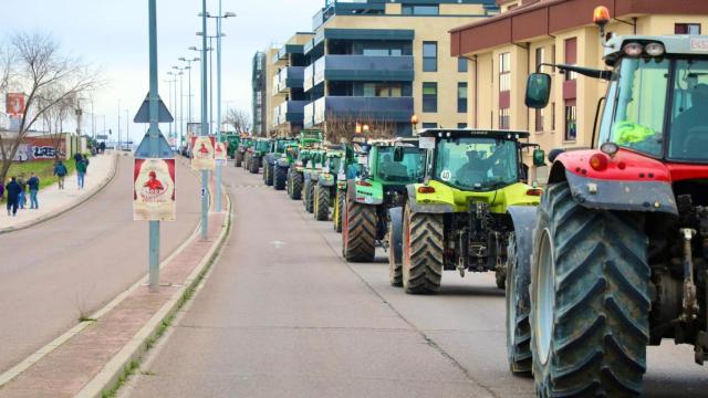 Imagen de una tractorada en Salamanca