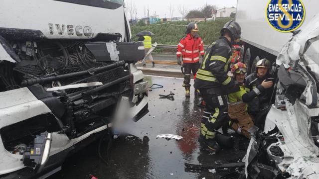 Actuación de los bomberos.