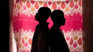 Dos menores en el centro de rehabilitación para niños desmovilizados apoyado por Unicef en Goma, provincia de Kivu del Norte.