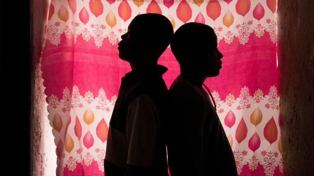 Dos menores en el centro de rehabilitación apoyado por Unicef en Goma, Kivu del Norte.