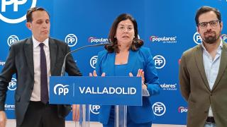 Conrado Íscar, Arenales Serrano y Eduardo Carazo