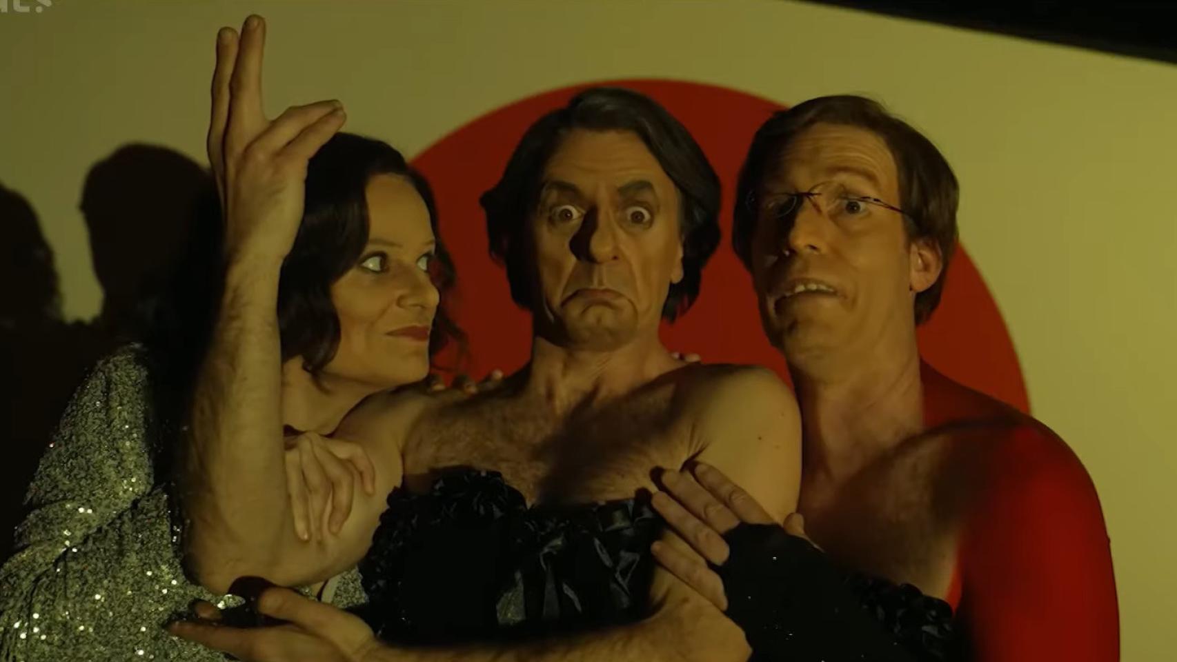 Así suena la ácida parodia de 'Polònia' (TV3) sobre 'Zorra': cambia a Nebulossa por Isabel Díaz Ayuso en 'Facha'