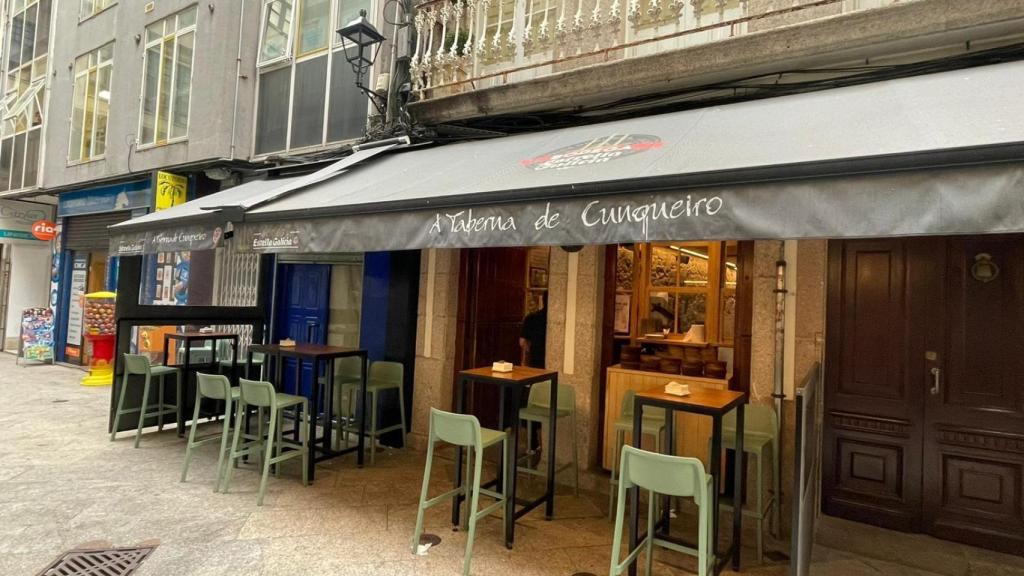 Exterior de A Taberna de Cunqueiro.