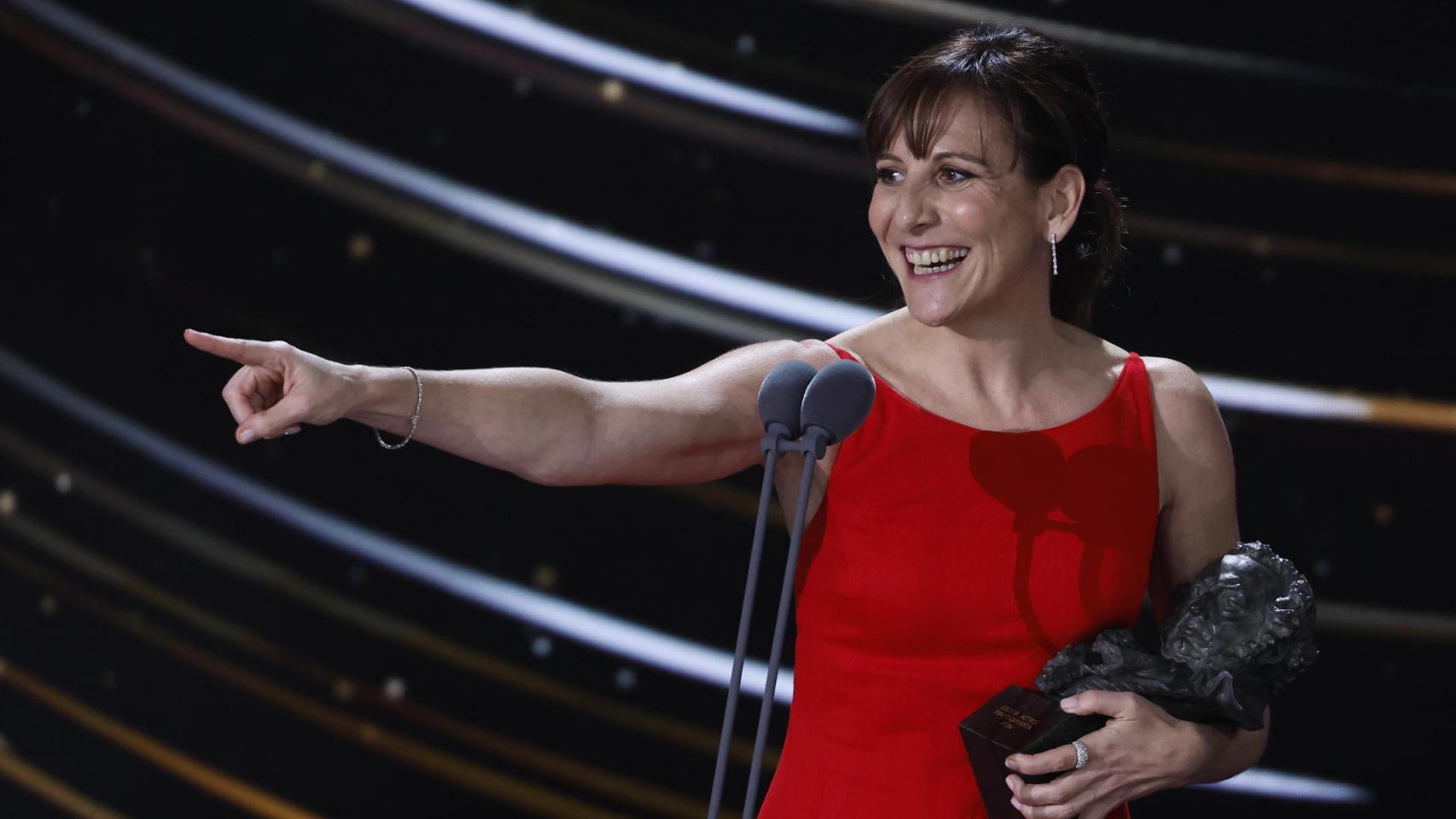 La actriz Malena Alterio tras recibir el Goya a Mejor actriz protagonista.