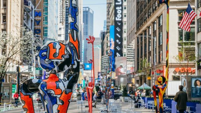 Las estatuas gigantes en Nueva York.