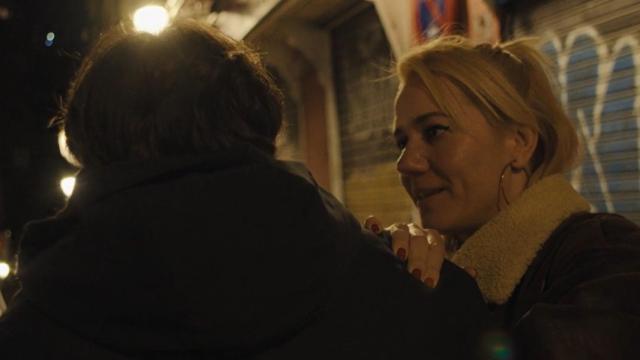 Jordi Évole sufre un ataque de cataplexia con Henar Álvarez por el grito de ¡Viva Franco! en plena calle de Madrid