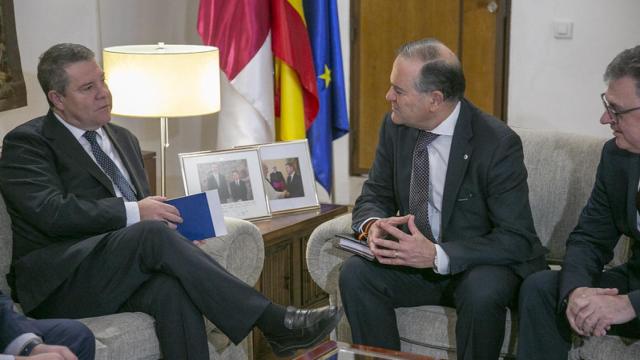 Encuentro entre Page y Gregorio.