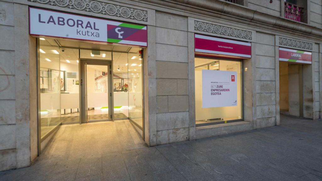 Oficina de Laboral Kutxa.