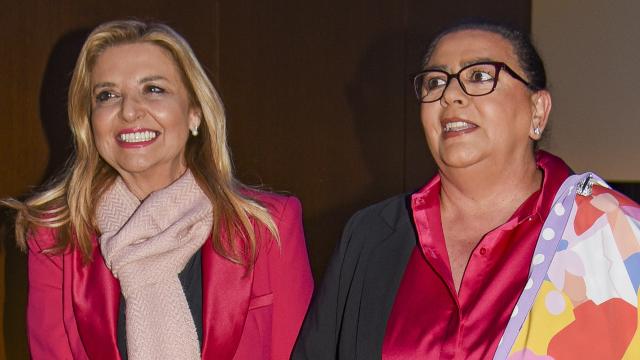 María del Monte e Inmaculada Casal el pasado noviembre en una entrega de premios en Sevilla.