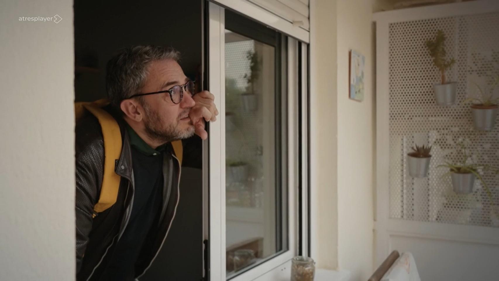 Máximo Huerta en su casa de la infancia.