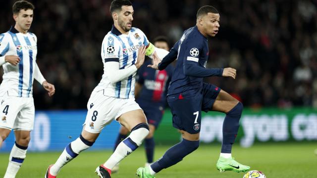 Mbappé, en acción ante la Real Sociedad.