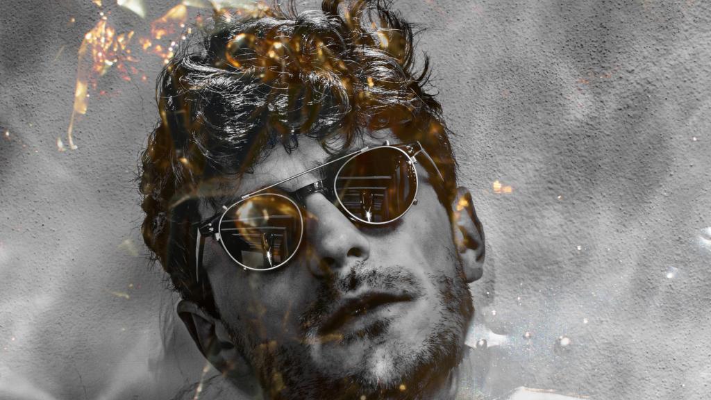 Jakub Józef Orlinski en una imagen promocional de su disco 'Beyond'