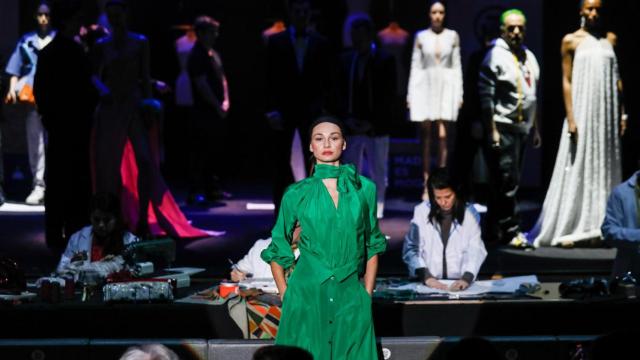 Un desfile de moda por la inauguración de Madrid es Moda.