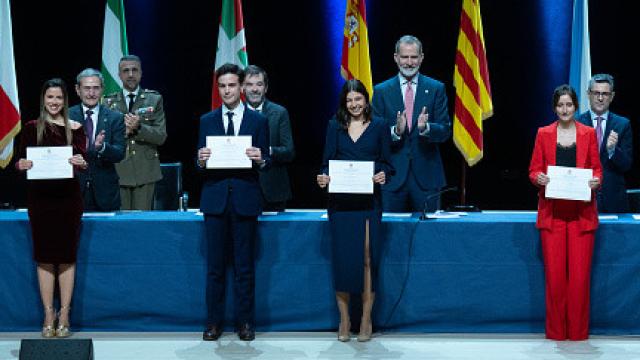 Un momento de la entrega de despachos en Barcelona.