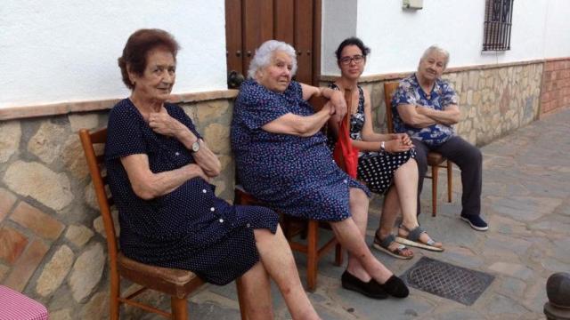 Los apellidos menos comunes se relacionan con más esperanza de vida.