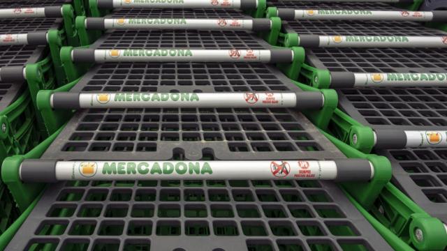 Así serán los carritos de supermercado en España a partir de ahora.