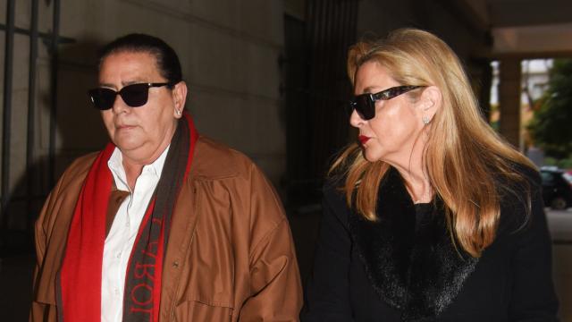 María del Monte e Inmaculada Casal en los juzgados de Sevilla este viernes, 16 de febrero.