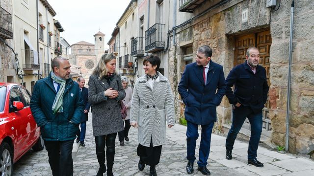 Isabel Rodríguez en Sigüenza (Guadalajara). Foto: Rafa Martín / Europa Press.