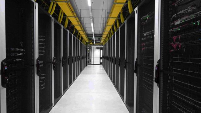 Interior de un centro de datos.