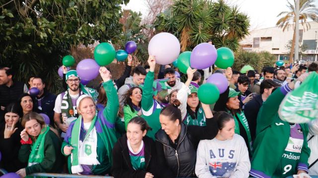 COPA DEL REY  | Así ha sido el recibimiento al Unicaja de Málaga a su llegada al Carpena