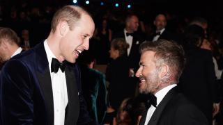 El príncipe Guillermo y David Beckham en los Premios BAFTA 2024.