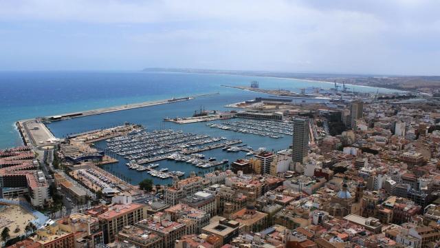 Vista de la capital de provincia con más pisos por menos de 150.000 euros.