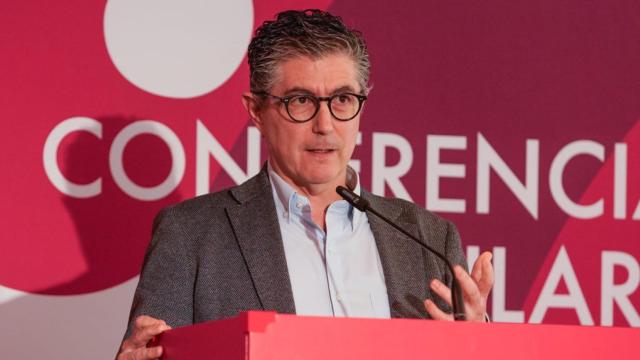 El economista catalán Fernando Trías de Bes en el Cámara Business Club de Alicante.