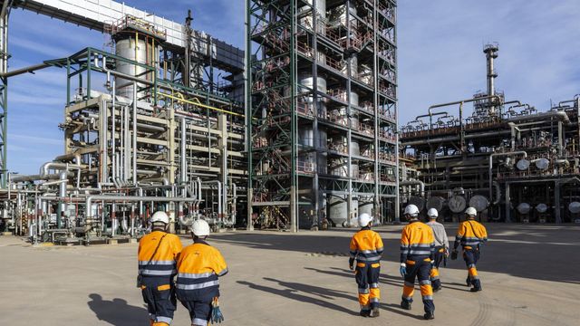 Repsol parará su planta de Puertollano e invertirá 120 millones de euros en mejoras