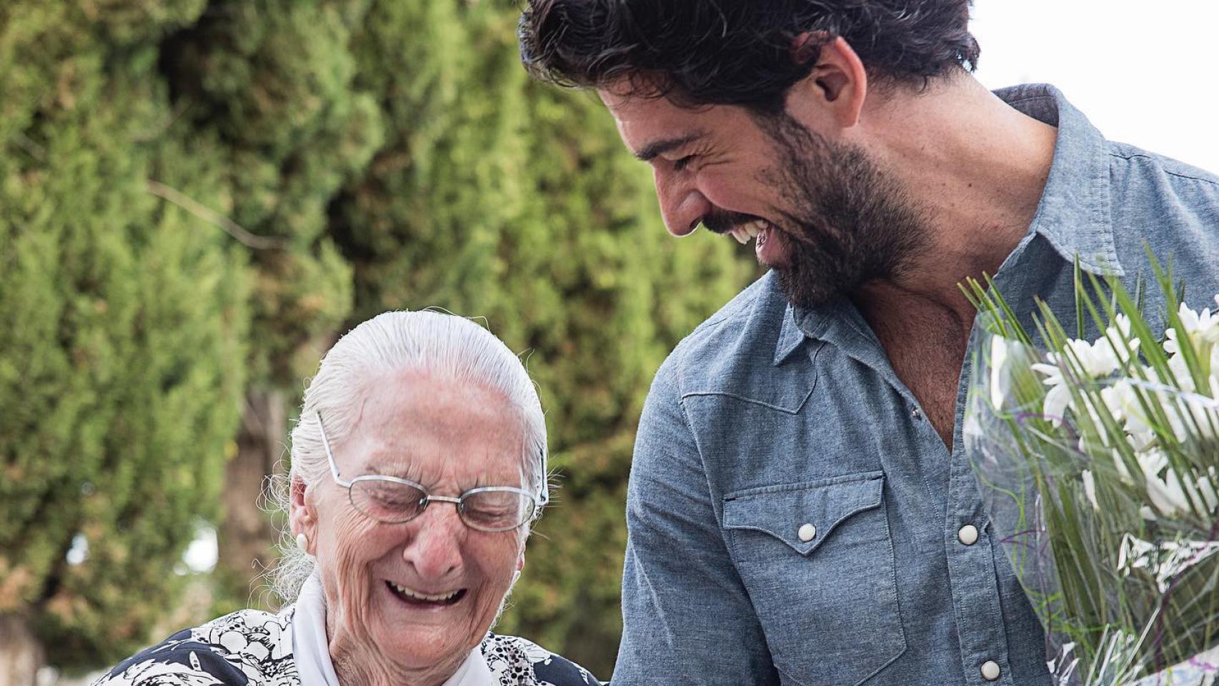 Miguel Ángel Muñoz y su 'Tata', en una imagen de archivo.