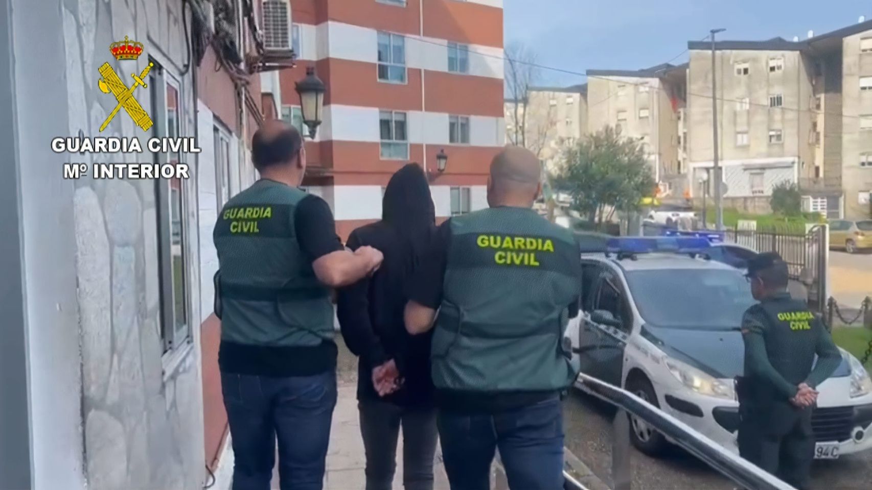 Detención de un hombre de 25 años de O Porriño por robo con violencia.