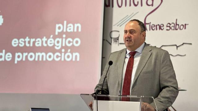 Julián Martínez Lizán, consejero de Agricultura, Ganadería y Desarrollo Rural. Foto: JCCM.