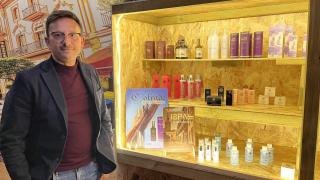 Mosaik, la empresa sevillana dedicada a vender perfumes cofrades: Al Gran Poder le daría un aroma más serio